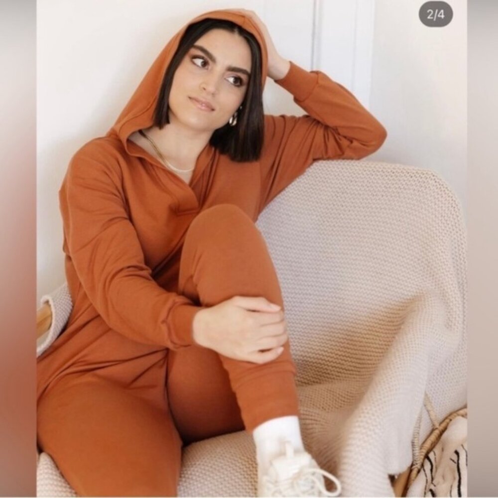 SMASH + Tess Hooded Day Off Romper - Picture 2 of 12